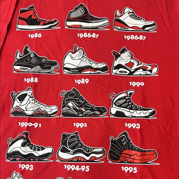 Retro Kicks  1980's - 90's Sneaker Heads Retro Collection Men's Red T-Shirt - Picture 2 of 7